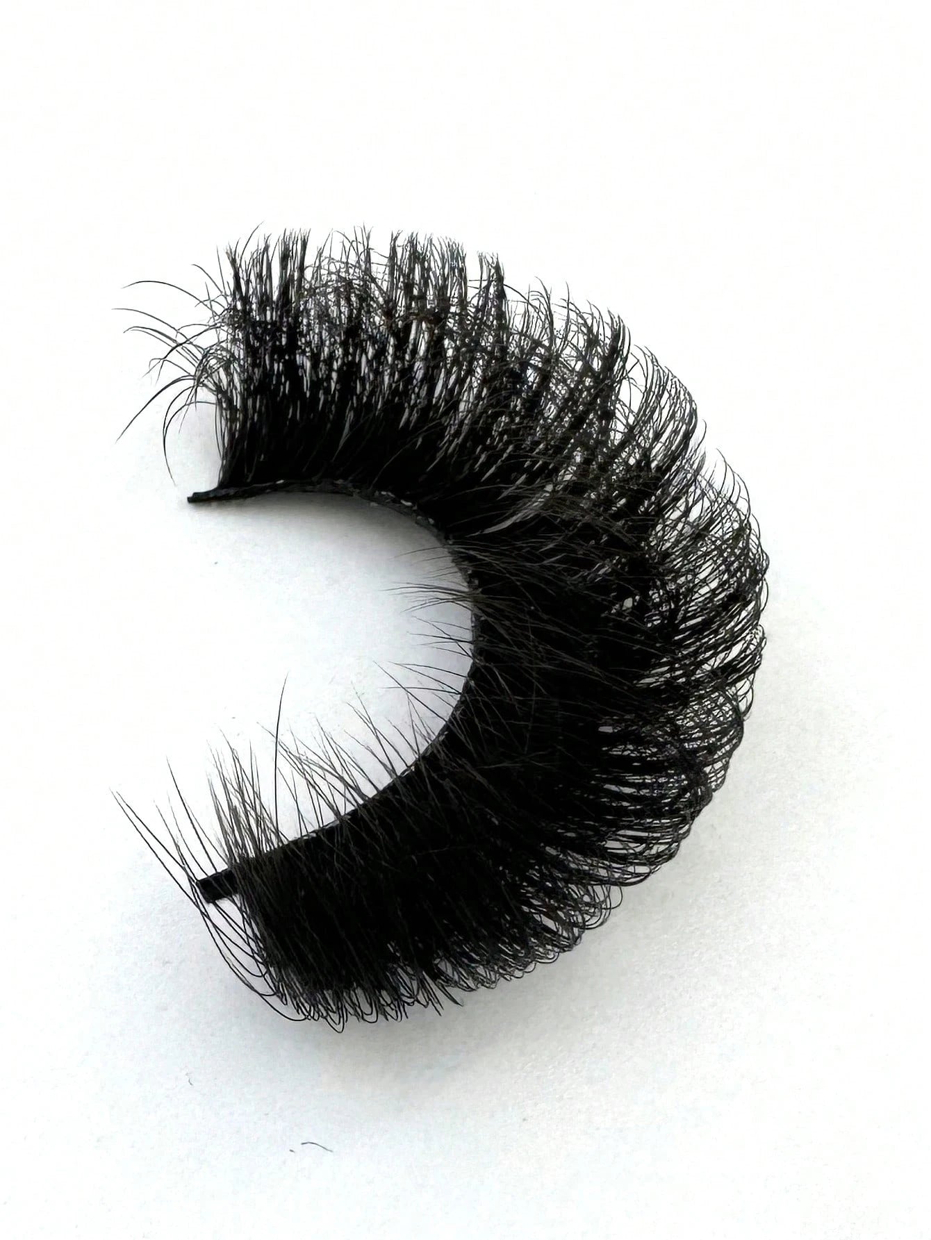 7 Pairs 25Mm Dramatic Faux Mink Eyelashes, Fluffy 3D Lashes,Long Thick Volume Natural Faux Mink False Eyelashes, Thick Cross False Lashes, Multi-Layered Curly Lashes, Create Dramatic Thick Effect Suitable for Parties and Celebrations